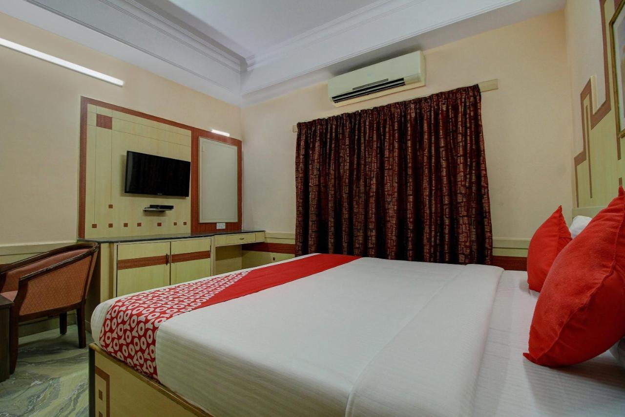 Vaccinated Staff - Collection O 13595 Vt Residency Hotel Bangalore Exterior photo